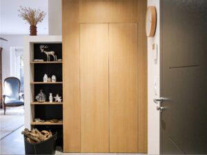 Bibliothèque en bois massif à Saint-Brevin-les-Pins