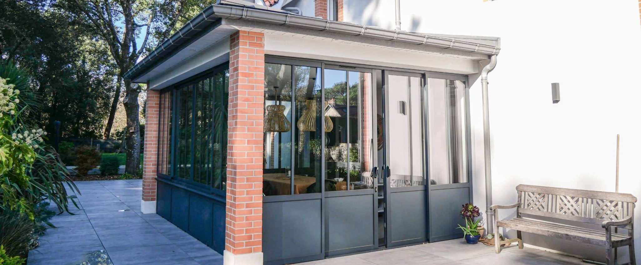 Verrière type bow-window vue de l'extérieure