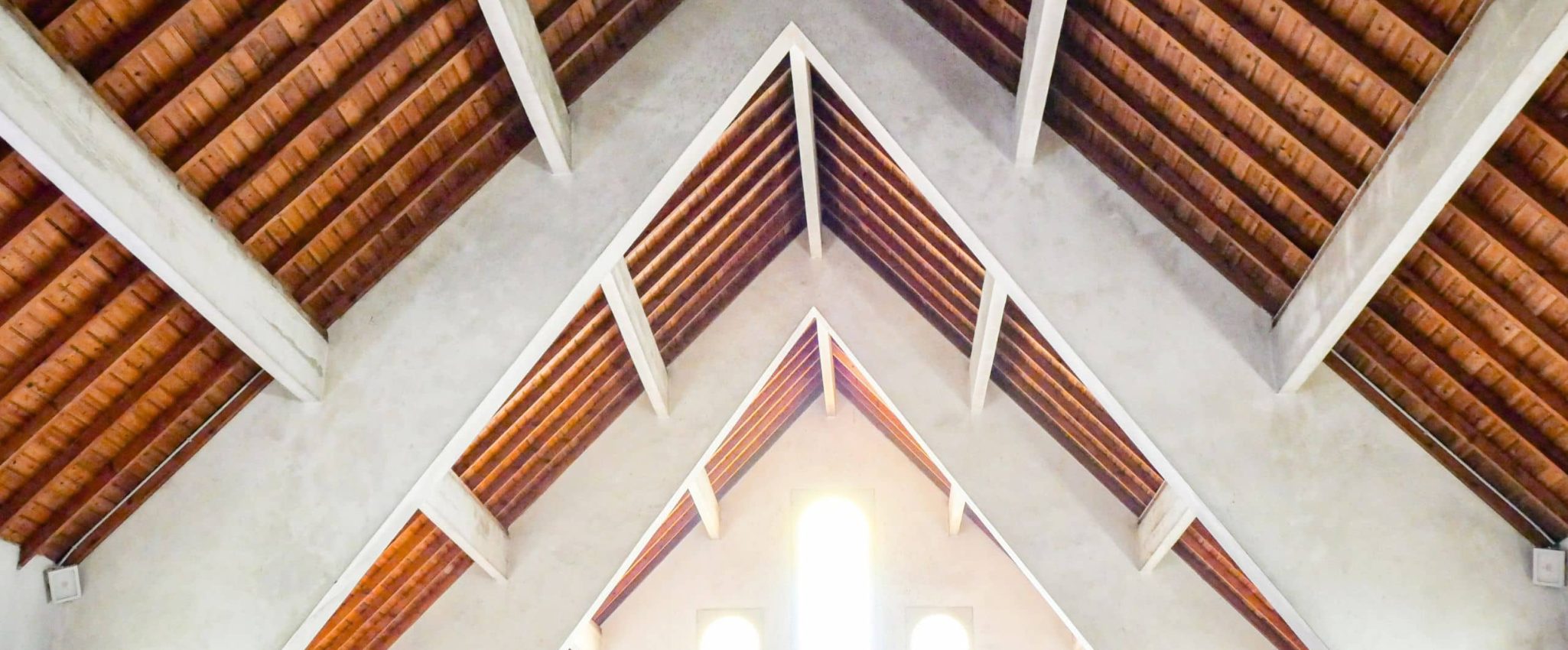 Charpente en bois de l'église Saint-Anne à Saint-Michel-Chef-Chef