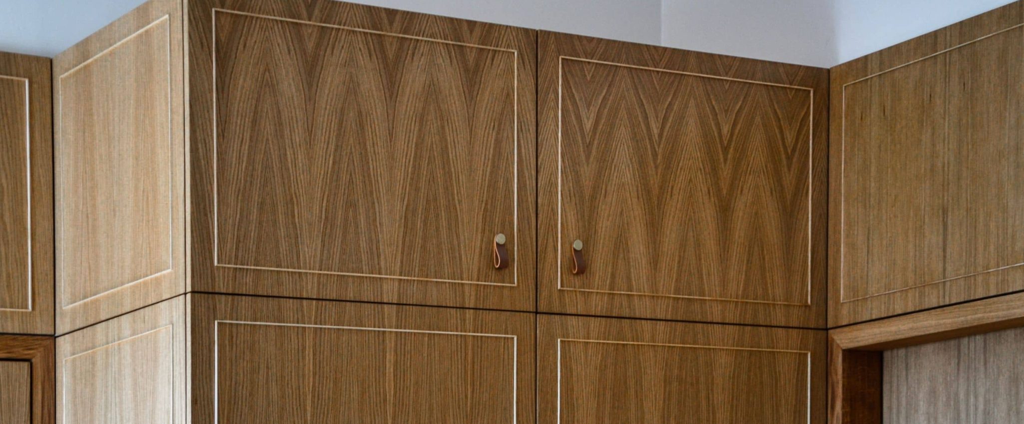 Dressing haut de gamme avec marquage dans le bois