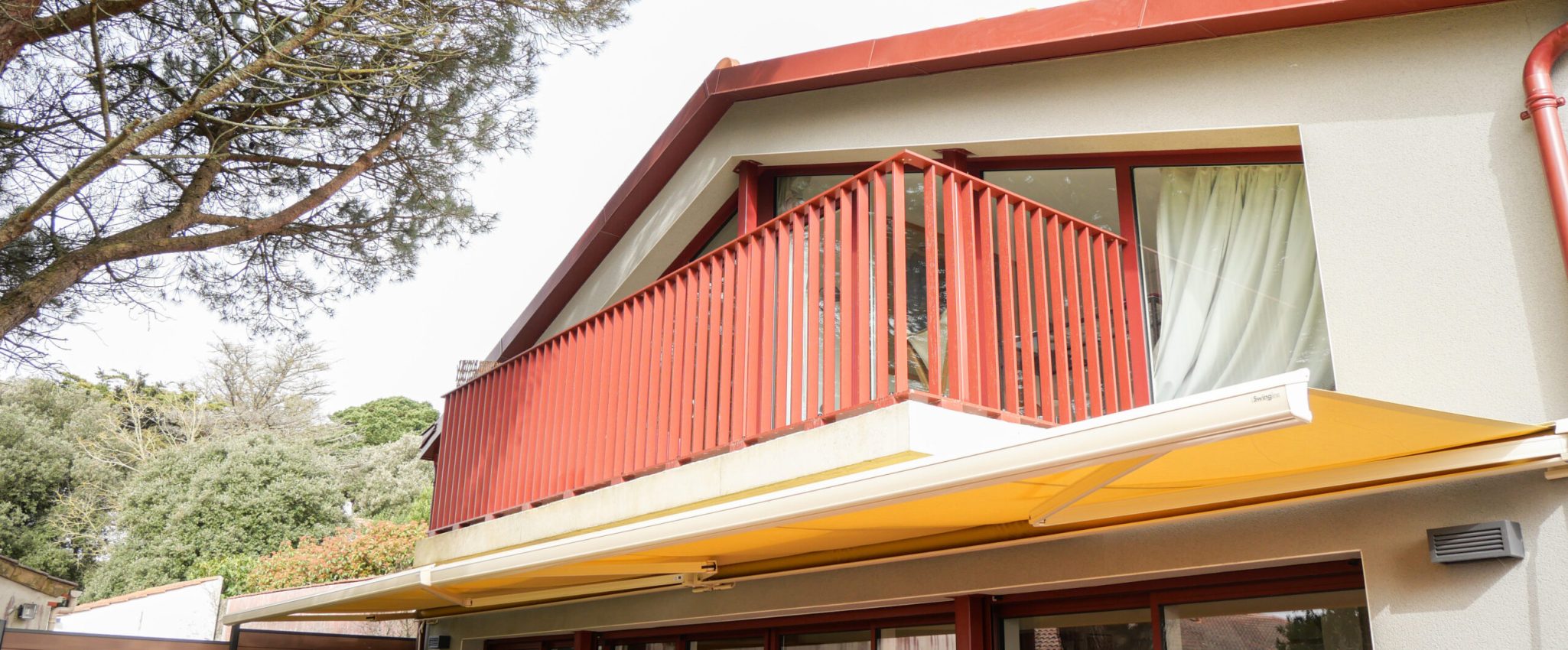 Garde corps installé sur la Côte de Jade par les Ateliers Mellerin