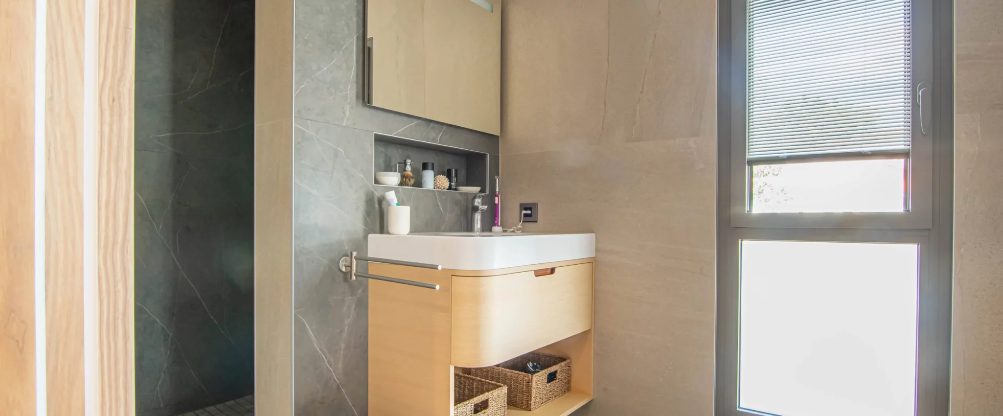 Agencement Salle de bain moderne Ateliers Mellerin Pornic